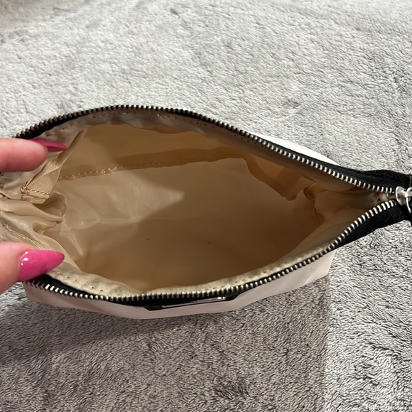 Salvatore Ferragamo Makeup Bag - Picture 6 of 8